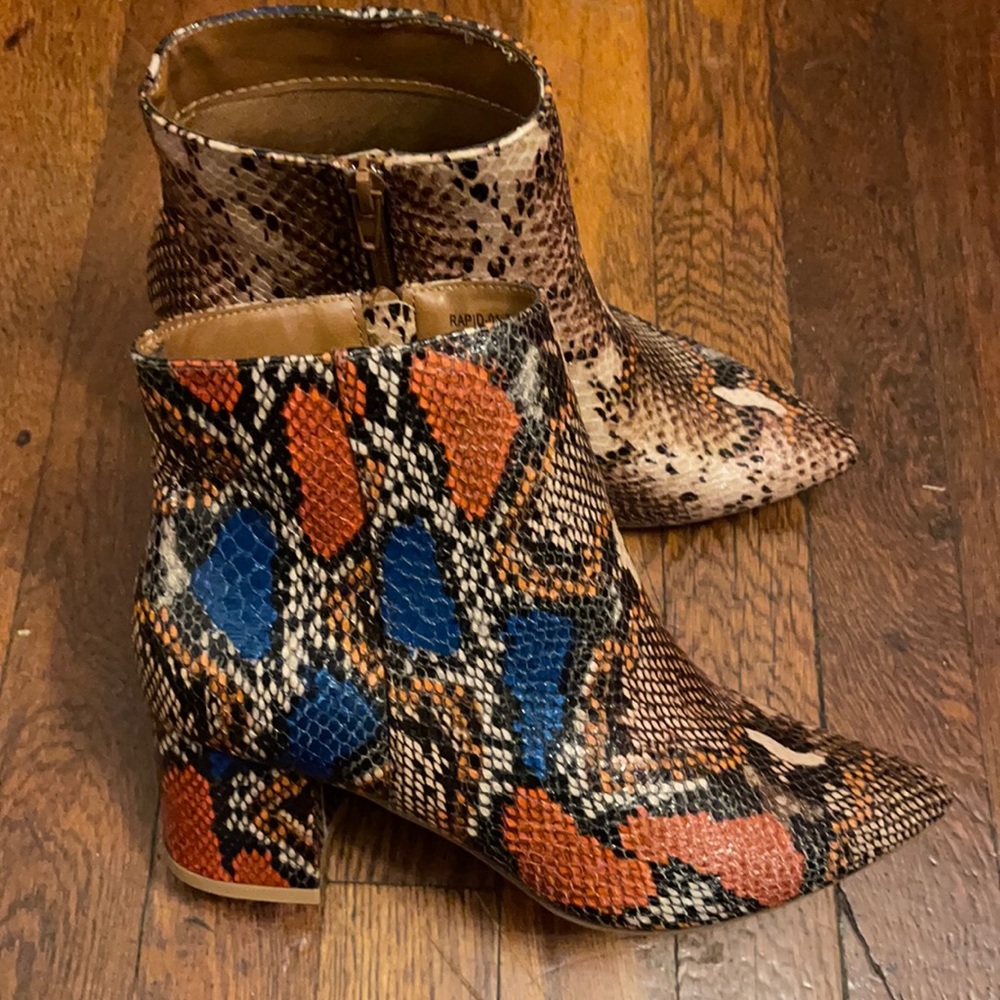 Brand new booties never worn beautiful colors for fall.